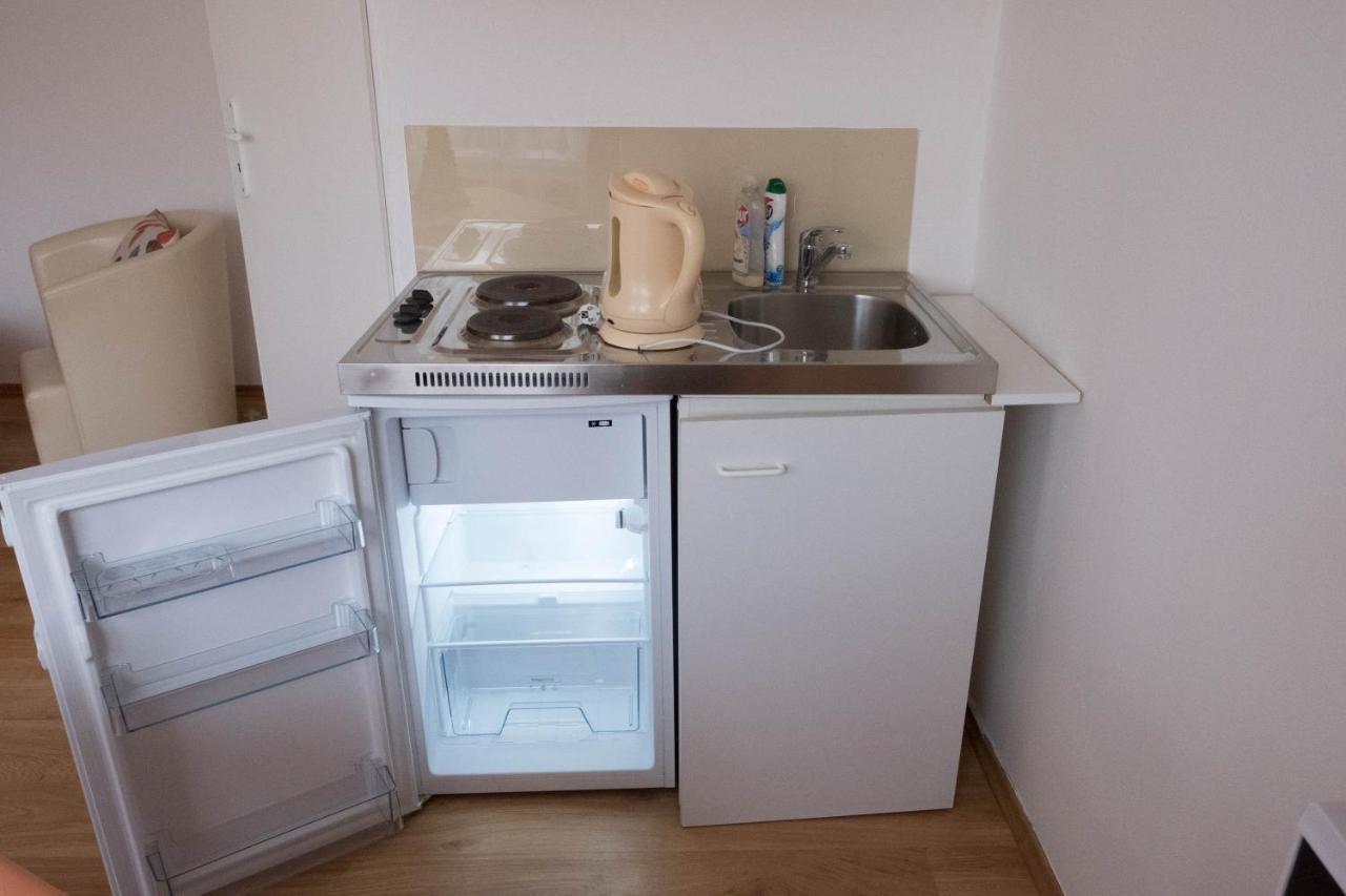 Zlty Dom Vrbov Appartement Buitenkant foto
